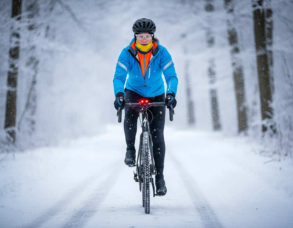 Du betrachtest gerade Fahrradfahren im Winter – welche Kleidung